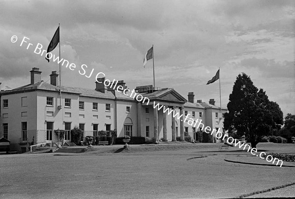 ARAS AN UACHTARAIN HOUSE FROM S W